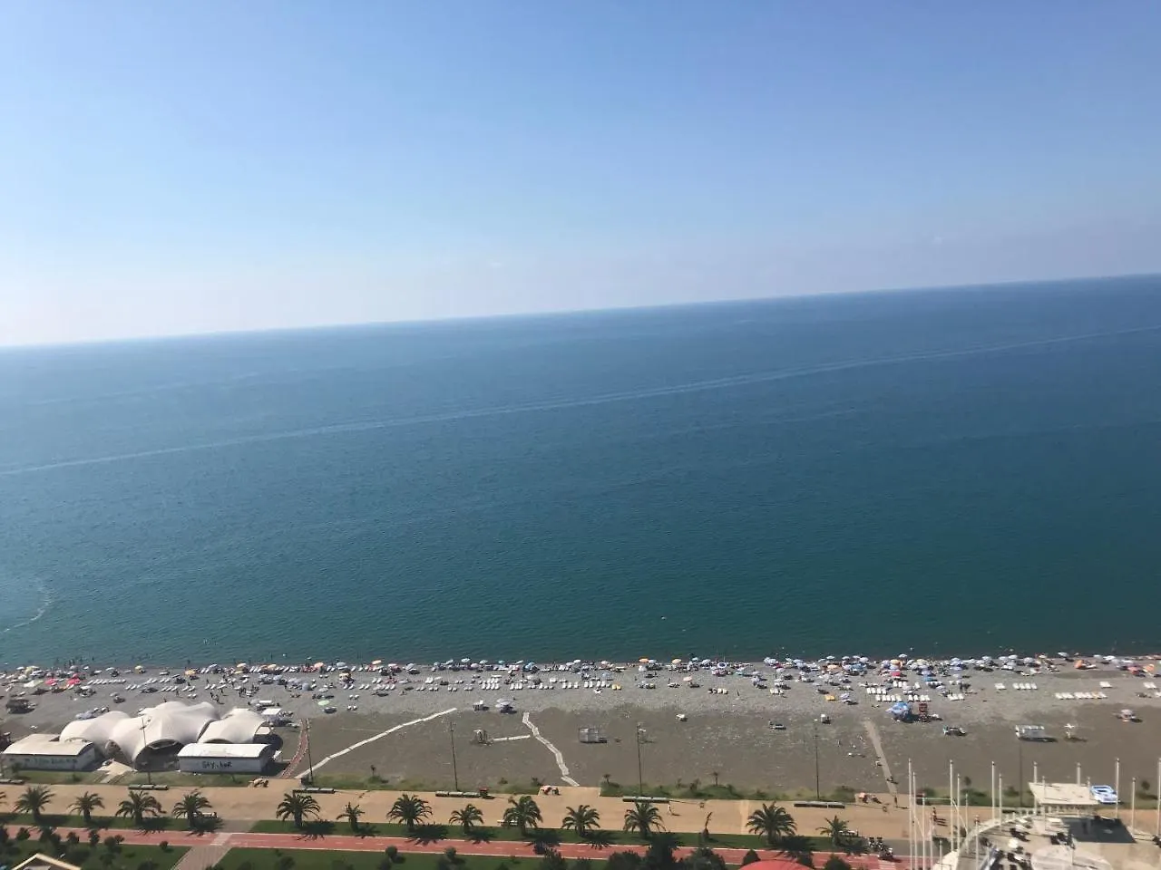 2Br Beachfront Batumi Apt Luxury & Sea Views