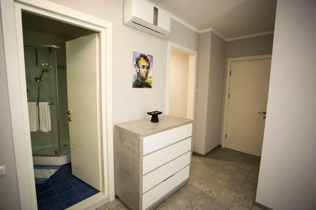 Apartment 2Br Beachfront Batumi Apt Luxury & Sea Views