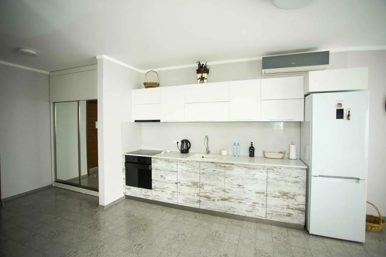 2Br Beachfront Batumi Apt Luxury & Sea Views