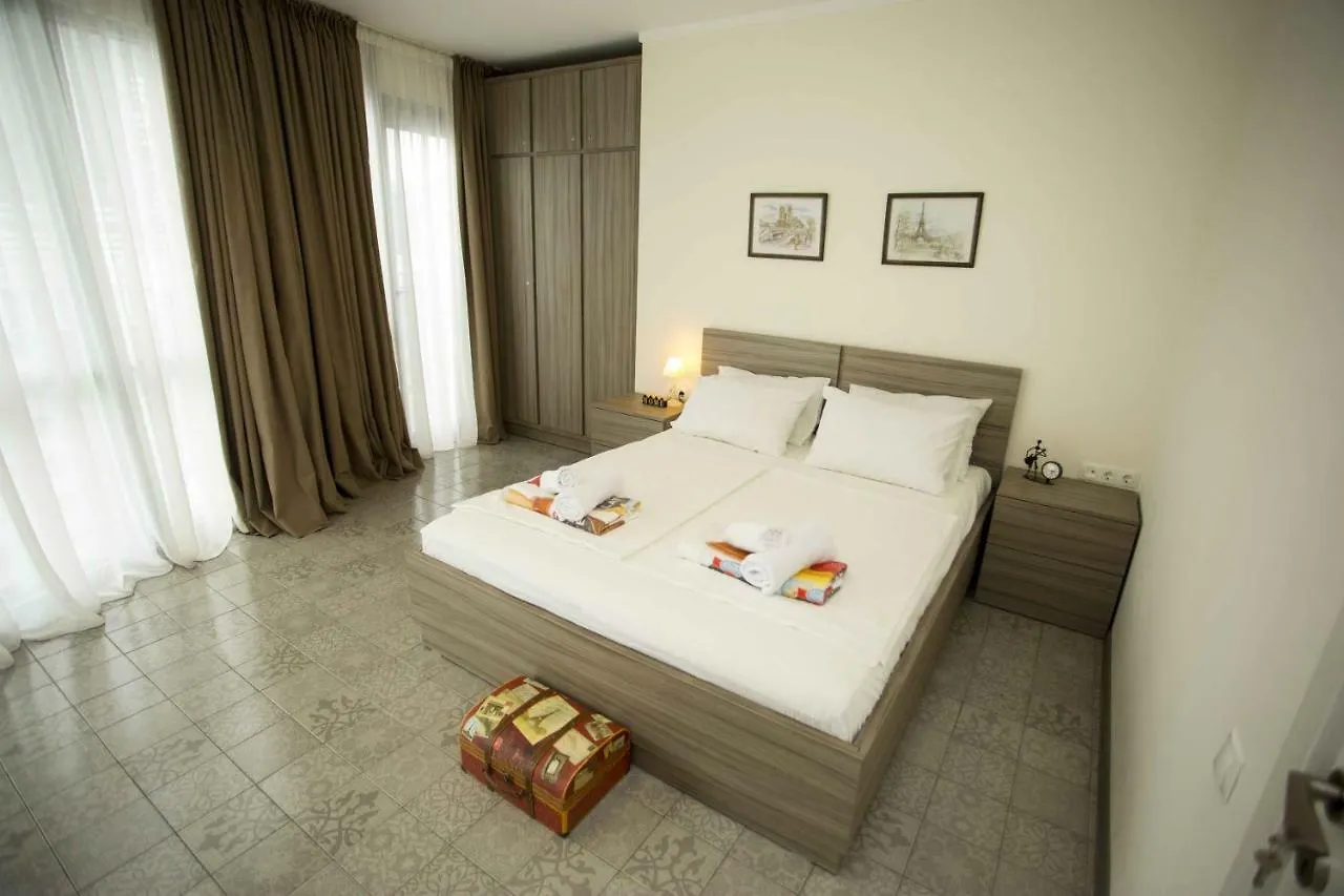 2Br Beachfront Batumi Apt Luxury & Sea Views Georgia
