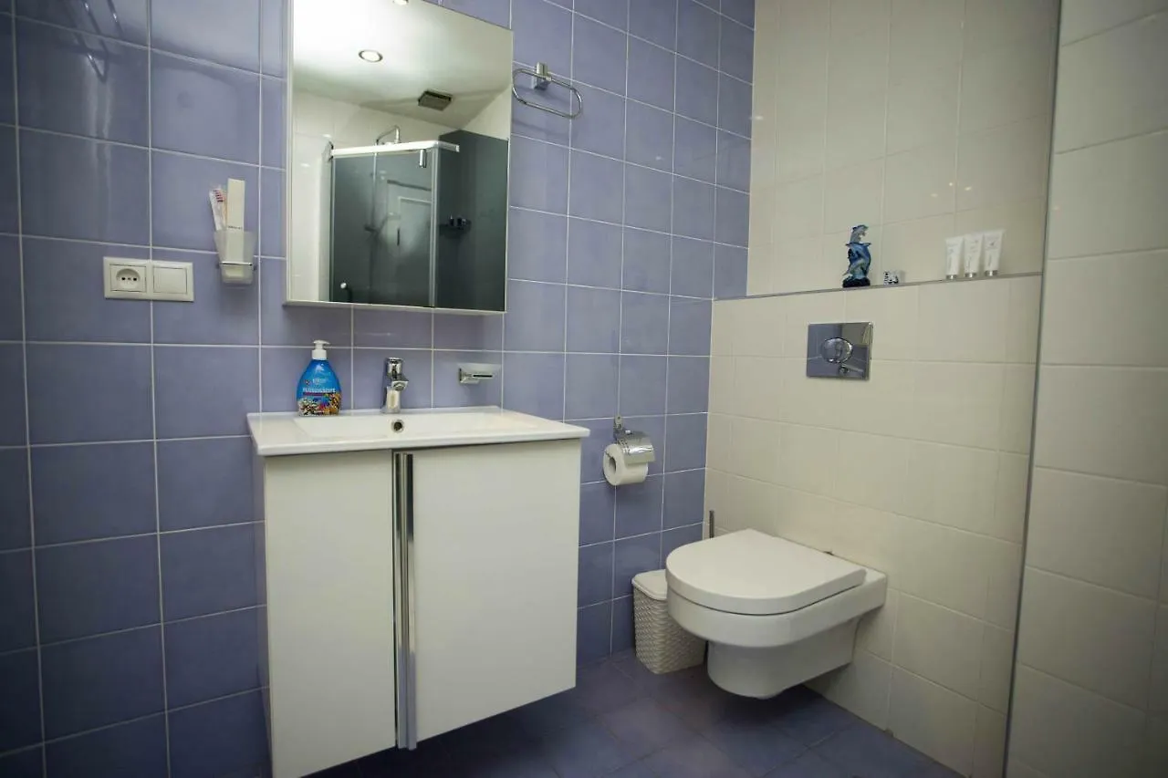 Apartment 2Br Beachfront Batumi Apt Luxury & Sea Views Georgia